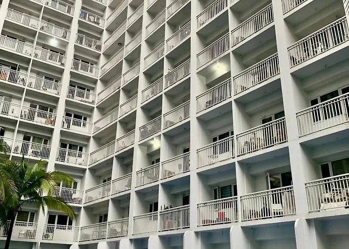 Lrs Aparthotel 4*